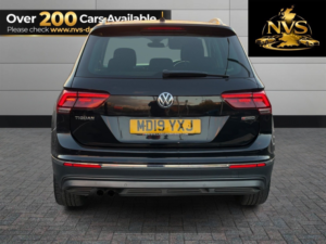 2019 Volkswagen Tiguan 2.0 Tsi Sel in Black — image 6