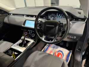 2020 Land Rover Range Rover Evoque 2.0 D150 Fwd Euro 6 (s/s) 5dr in Black — image 3