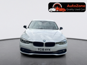 2018 BMW 3 Series 2.0 320i Sport Saloon in White — image 3