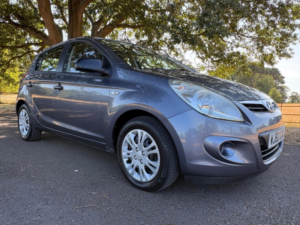 2010 Hyundai I20 1.2 Classic Euro 5 5dr in Grey — image 3