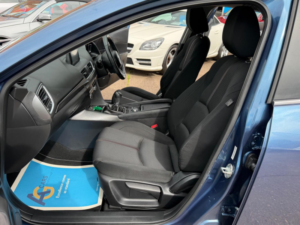 2017 Mazda Mazda3 2.0 Skyactiv-G Sport Nav Euro 6 (s/s) 5dr in Blue — image 5