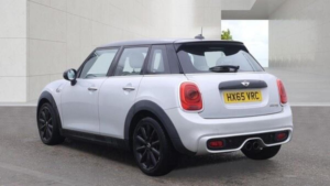 2015 MINI Hatch 2.0 Cooper S Auto Euro 6 (s/s) 5dr in Silver — image 6