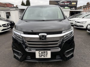 2017 Honda Stepwagon 2.0 Spada Hybrid 7 Seats Fresh Import Verified Mile Finance Avb in Black — image 3