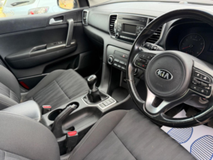 2017 Kia Sportage 1.6 Gdi 1 Euro 6 (s/s) 5dr in Black — image 3