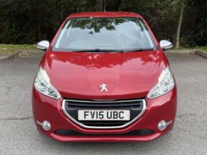2015 Peugeot 208 1.6 E-Hdi Allure in Red — image 3