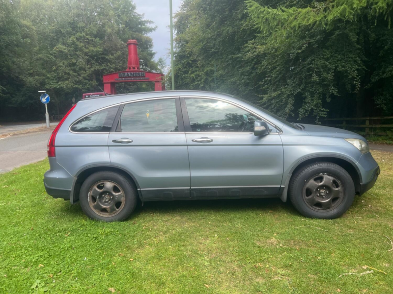 2008 Honda Cr-V 2.2 I-Cdti Se in Blue — image 1