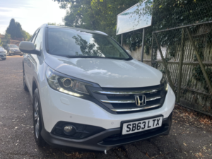 2013 Honda Cr-V 2.0 I-Vtec Sr in White — image 2