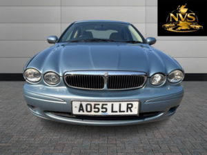 2005 Jaguar X-Type 2.0 D S in Blue — image 2