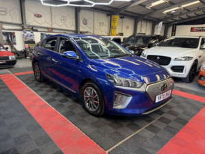 2020 Hyundai Ioniq Ioniq Ev Prem 38.3kwh My20 in Blue — image 3