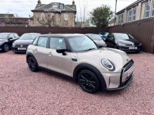 2022 MINI Hatch 1.5 Cooper Exclusive Euro 6 (s/s) 5dr in Grey — image 5