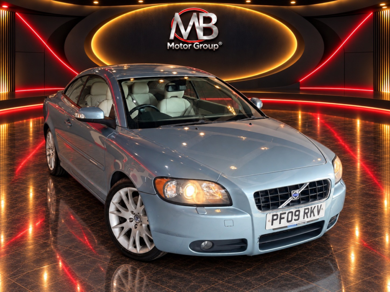 2009 Volvo C70 2.4 D5 Se in Blue — image 1
