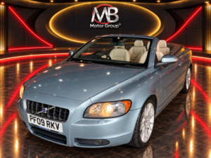 2009 Volvo C70 2.4 D5 Se in Blue — image 4