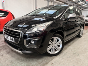 2013 Peugeot 3008 1.6 Hdi Allure in Black — image 2