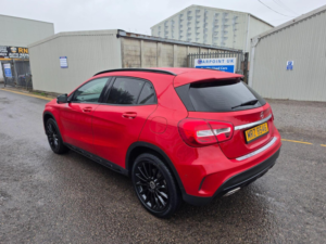 2017 Mercedes-Benz Gla 2.1 Gla200d Amg Line (executive) 7g-Dct 4matic Euro 6 (s/s) 5dr in Red — image 4