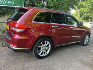 2013 Jeep Grand Cherokee 3.0 V6 Crd Summit in Red — image 6