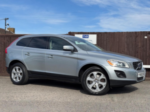 2009 Volvo Xc60 2.4 D5 Se Lux Premium Geartronic AWD Euro 4 5dr in Silver — image 5