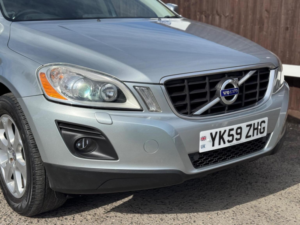 2009 Volvo Xc60 2.4 D5 Se Lux Premium Geartronic AWD Euro 4 5dr in Silver — image 6
