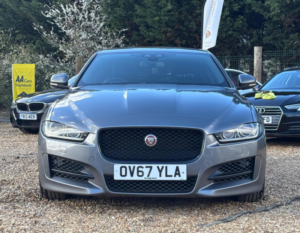 2017 Jaguar Xe 2.0d R-Sport Auto AWD Euro 6 (s/s) 4dr in Grey — image 4