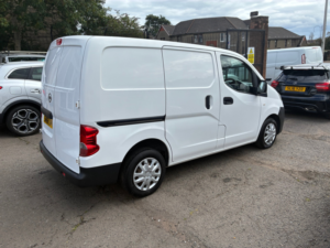 2018 Nissan Nv200 1.5 Dci Acenta Panel Van 6dr Diesel Manual Swb Euro 6 (90 Ps) in White — image 3