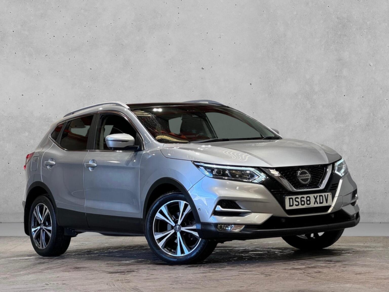 2018 Nissan Qashqai 1.3 Dig-T N-Connecta Euro 6 (s/s) 5dr in Silver — image 1