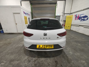 2017 SEAT Leon 1.4 Ecotsi Fr Technology in White — image 5