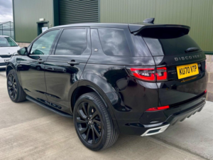 2020 Land Rover Discovery Sport 2.0 D240 Mhev R-Dynamic Hse Auto 4WD Euro 6 (s/s) 5dr in Black — image 6