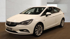 2018 Vauxhall Astra 1.4 I Turbo Design in White — image 2