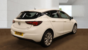 2018 Vauxhall Astra 1.4 I Turbo Design in White — image 3
