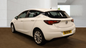 2018 Vauxhall Astra 1.4 I Turbo Design in White — image 4
