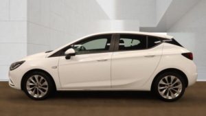 2018 Vauxhall Astra 1.4 I Turbo Design in White — image 6