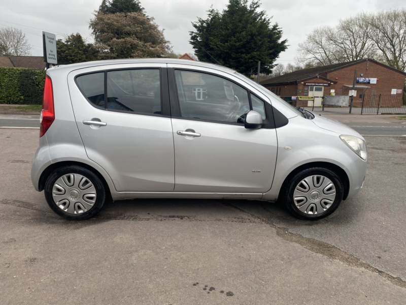 2010 Vauxhall Agila 1.2 16v Club * Service History * Last Owner 3.5 Years * in Silver — image 1