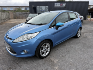 2012 Ford Fiesta 1.4 Zetec in Blue — image 2