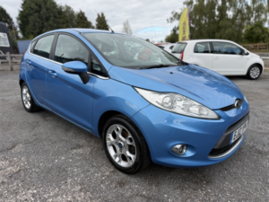 2012 Ford Fiesta 1.4 Zetec in Blue — image 4