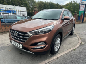 2017 Hyundai Tucson 1.7 Crdi Blue Drive Premium Euro 6 (s/s) 5dr in Bronze — image 2