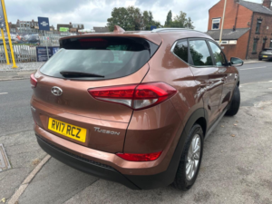 2017 Hyundai Tucson 1.7 Crdi Blue Drive Premium Euro 6 (s/s) 5dr in Bronze — image 3
