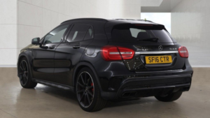2016 Mercedes-Benz Gla 2.0 Gla45 Amg (premium) SUV 5dr Petrol Spds Dct 4matic Euro 6 (s/s) (381 Ps) in Black — image 3