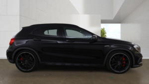 2016 Mercedes-Benz Gla 2.0 Gla45 Amg (premium) SUV 5dr Petrol Spds Dct 4matic Euro 6 (s/s) (381 Ps) in Black — image 4