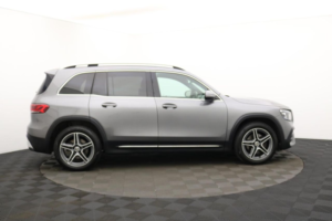 2022 Mercedes-Benz Glb 1.3 Glb200 Amg Line SUV 5dr Petrol 7g-Dct Euro 6 (s/s) (163 Ps) in Grey — image 2
