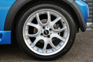 2010 MINI Convertible 1.6 Cooper S Convertible in Blue — image 5