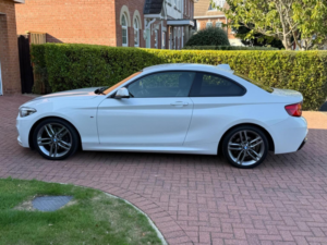 2017 BMW 2 Series 2.0 220i M Sport Auto Euro 6 (s/s) 2dr in White — image 5