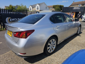 2015 Lexus Gs 2.5 300h Se in Silver — image 5