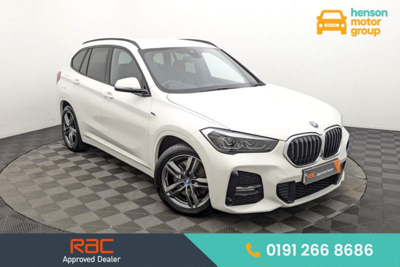 2022 BMW X1 1.5 25e 10kwh M Sport SUV 5dr Petrol Plug-In Hybrid Auto Xdrive Euro 6 (s/s) (220 Ps) in White — image 1