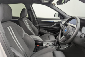 2022 BMW X1 1.5 25e 10kwh M Sport SUV 5dr Petrol Plug-In Hybrid Auto Xdrive Euro 6 (s/s) (220 Ps) in White — image 3