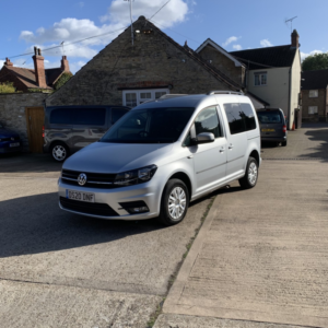 2020 Volkswagen Caddy 2.0 Tdi Life in Silver — image 2