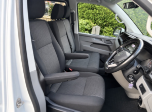 2023 Volkswagen Transporter T6.1 2.0 Tdi Highline Kombi 110 Swb Manual 6 Seater Ulez Eu6 T30 in White — image 3