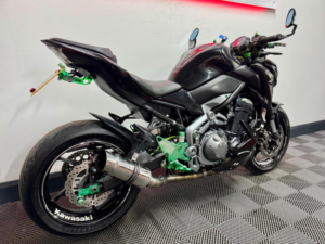 2017 Kawasaki Z900 900 Supernaked Euro 4 in Black — image 4