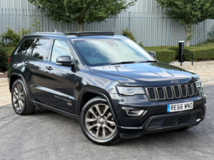 2016 Jeep Grand Cherokee 3.0 V6 Crd 75th Anniversary Auto 4WD Euro 6 (s/s) 5dr in Black — image 5
