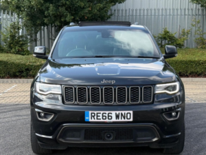 2016 Jeep Grand Cherokee 3.0 V6 Crd 75th Anniversary Auto 4WD Euro 6 (s/s) 5dr in Black — image 6