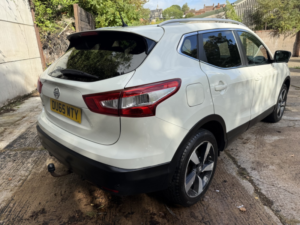2015 Nissan Qashqai 1.2 Dig-T N-Tec+ in White — image 5