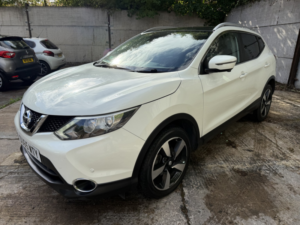 2015 Nissan Qashqai 1.2 Dig-T N-Tec+ in White — image 6